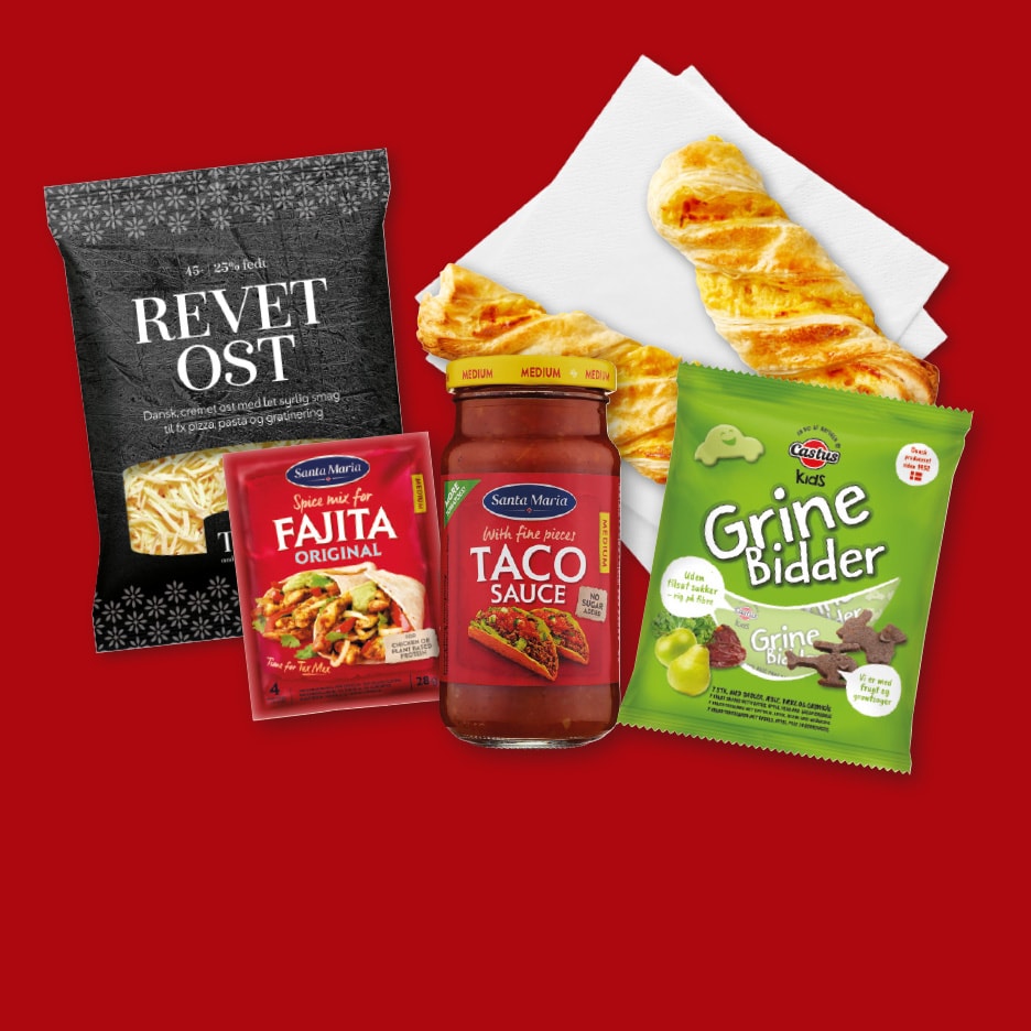 En pose revet ost, en krydderiblanding til fajitas, tacosauce, butterdejssnacks og en pose frugtbidder.