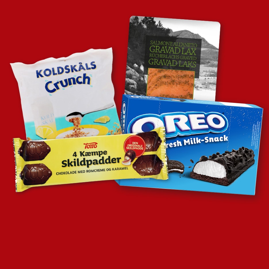 En samling af dagligvarer, herunder en pakke koldskålscrunch, en pakke røget laks, en pakke chokoladeskildpadder og en pakke Oreo mælkesnacks.